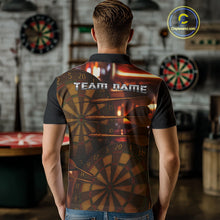 Load image into Gallery viewer, Gold Dartboard &amp; Dart Arrows Pattern, Darts Team Shirt For Men - Customizable Name NYN0387