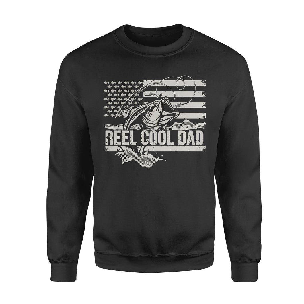 Reel Cool Dad American flag shirt, Perfect Father's Day Gifts for Fisherman D01 NQS1213  - Standard Crew Neck Sweatshirt